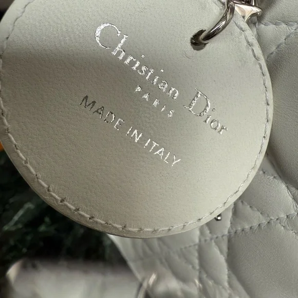 Christian Dior Cannage Lady Dior - Picture 10 of 17